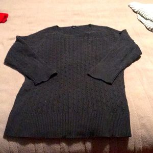 Gap sweater Size L very nice